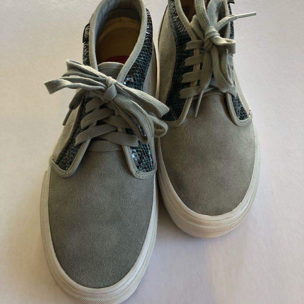VANS Grey/Snake Supreme Chukka Boot 95 Sz 8 Men’s